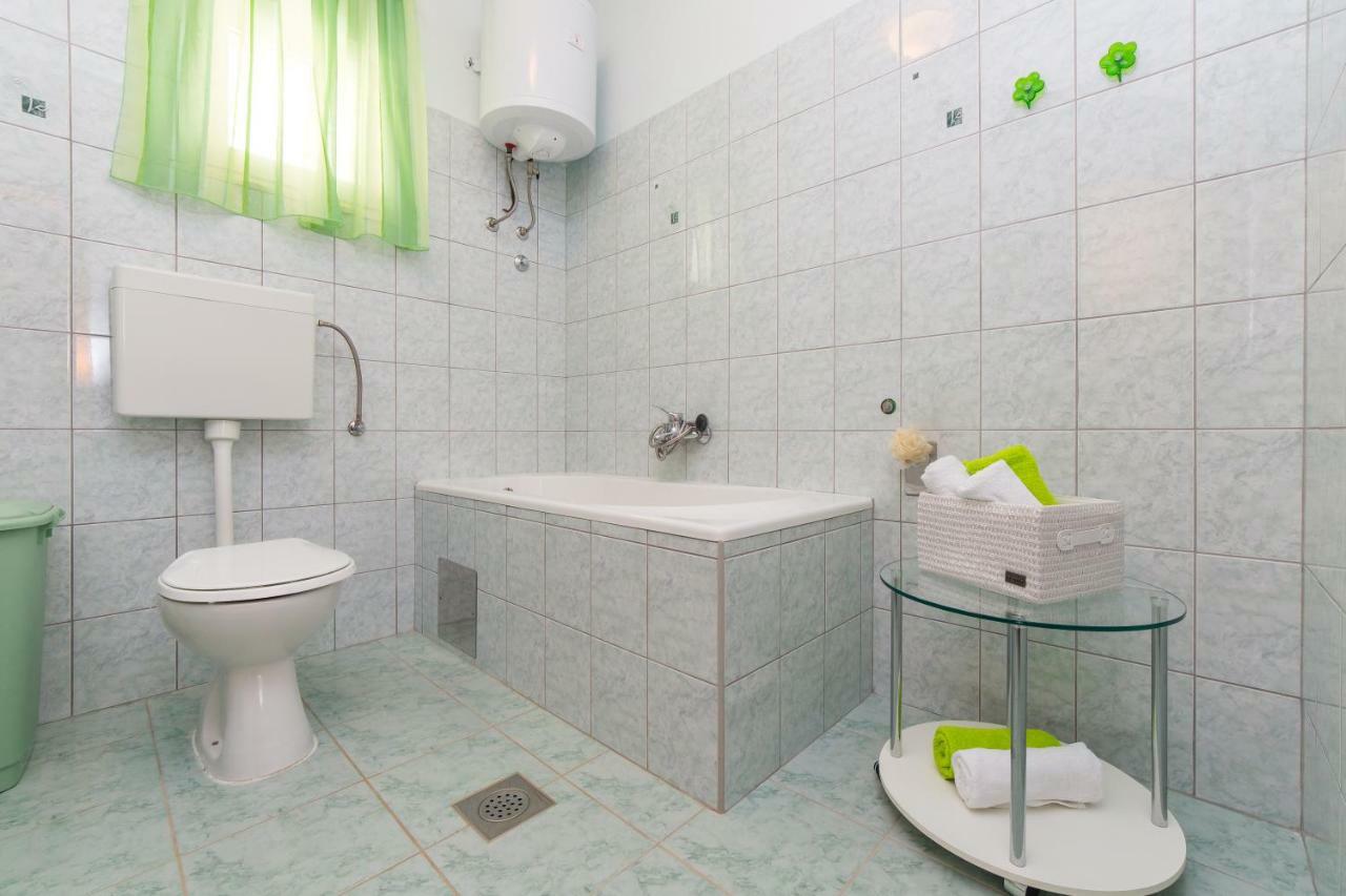 Guest House Pelja Plano Kültér fotó
